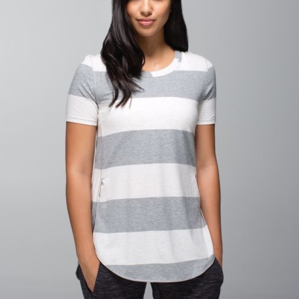 LULULEMON Om Tee